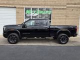 Used 2025 GMC Sierra 2500 AT4X image 2