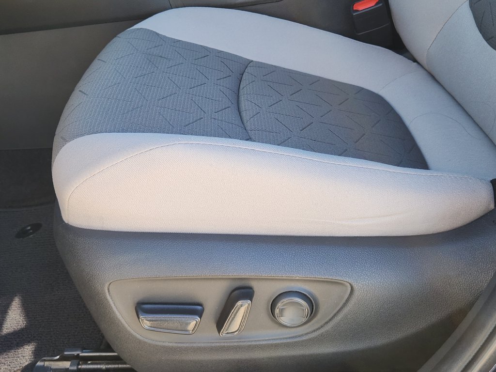 Certified 2023 Toyota RAV4 XLE w/ Convenience Package FWD image 17