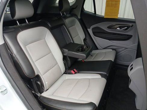 Used 2020 GMC Terrain SLT AWD/4WD image 19