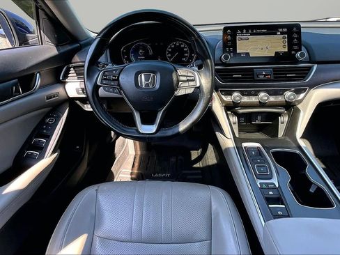 Used 2018 Honda Accord EX-L image 10