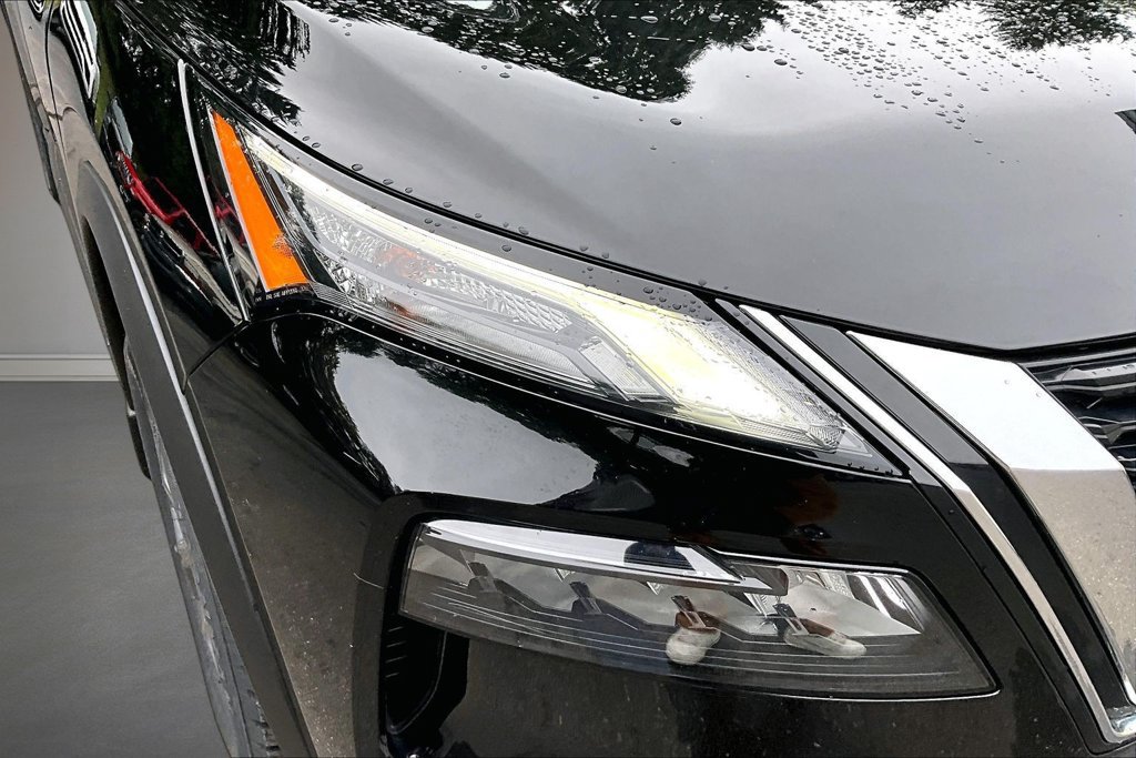 Used 2022 Nissan Rogue S AWD/4WD image 30