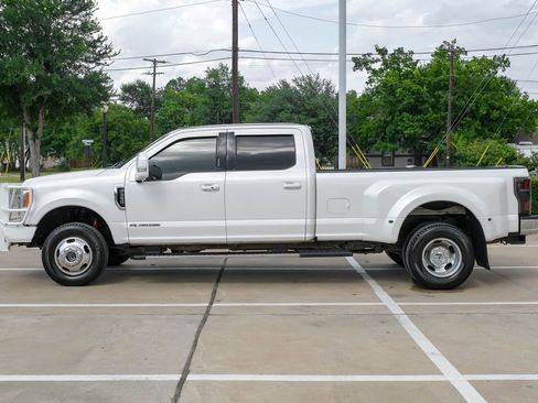 Used 2017 Ford F350 Lariat w/ Lariat Ultimate Package image 11