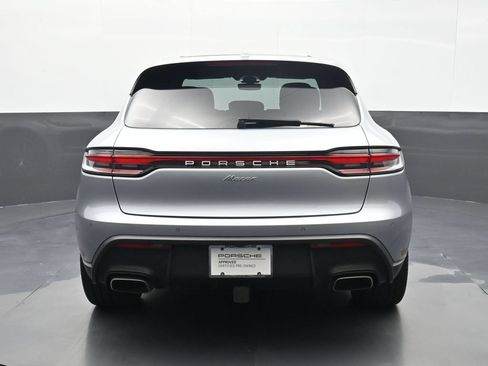 Certified 2023 Porsche Macan AWD/4WD image 21