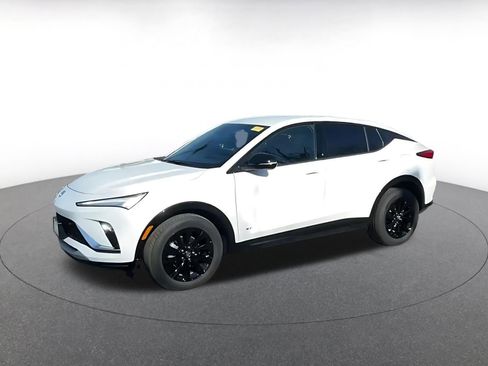 Used 2025 Buick Envista Sport Touring image 8