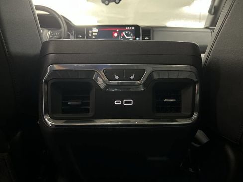 Certified 2023 GMC Sierra 1500 SLT w/ SLT Convenience Package AWD/4WD image 20