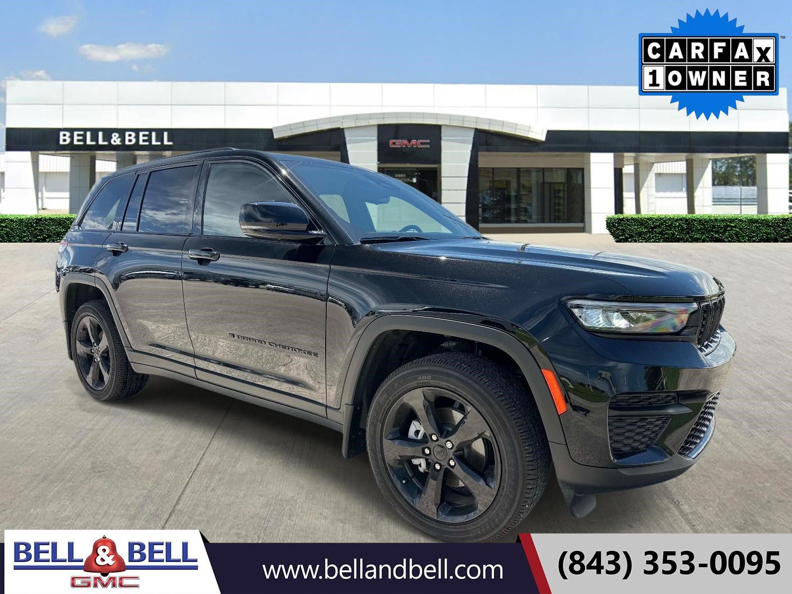 Used 2023 Jeep Grand Cherokee Altitude AWD/4WD image 1