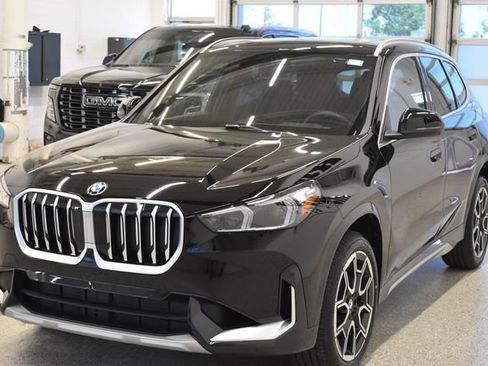 New 2026 BMW X1 xDrive28i AWD/4WD image 9