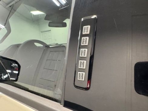 Used 2018 Ford F150 XLT w/ Equipment Group 302A Luxury AWD/4WD image 37