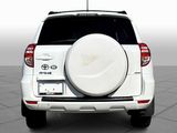 Used 2011 Toyota RAV4 4WD image 4