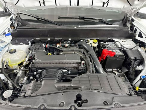Used 2025 Ford Maverick Lobo AWD/4WD image 23