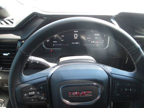 Certified 2026 GMC Sierra 2500 AT4 w/ AT4 Premium Plus Package AWD/4WD image 34