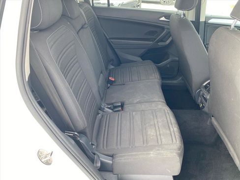 Used 2022 Volkswagen Tiguan S image 24