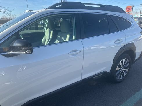 Used 2024 Subaru Outback Limited image 8