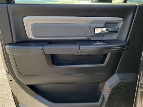 Used 2018 RAM 2500 Power Wagon image 12