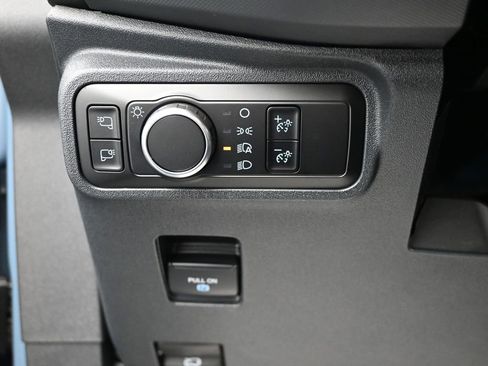 Used 2024 Ford Bronco Badlands image 12