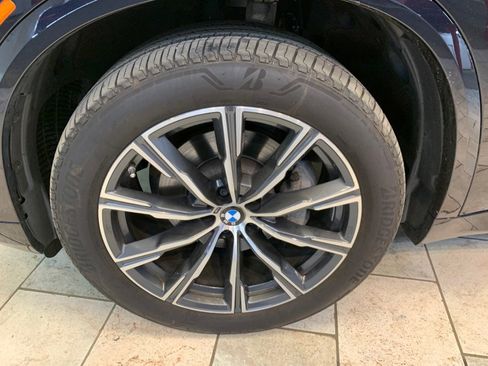 Used 2020 BMW X5 xDrive40i w/ M Sport Package AWD/4WD image 12