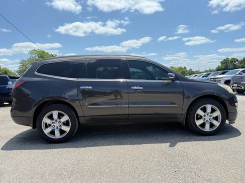 Used 2016 Chevrolet Traverse LTZ AWD/4WD image 7