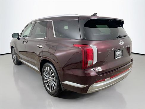 Used 2024 Hyundai Palisade Calligraphy image 10
