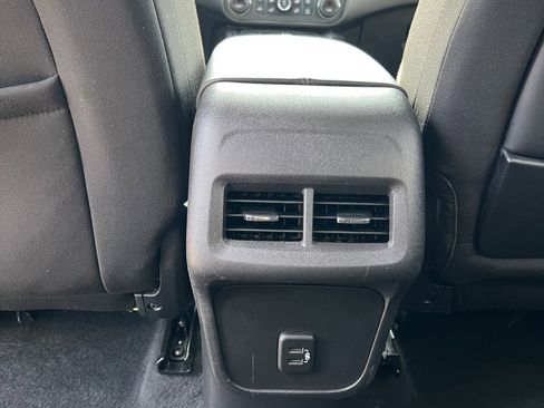 Used 2020 GMC Terrain SLE w/ Driver Convenience Package image 15