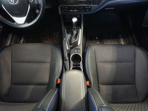 Used 2019 Toyota Corolla SE FWD image 23