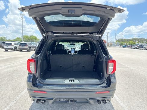 Used 2023 Ford Explorer ST w/ Equipment Group 401A AWD/4WD image 20