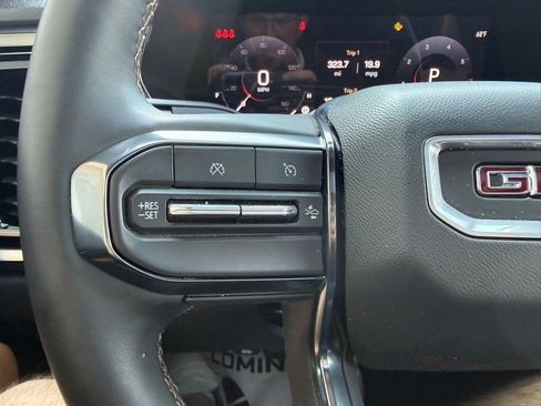 Used 2026 GMC Canyon AT4 w/ Technology Plus Package image 19