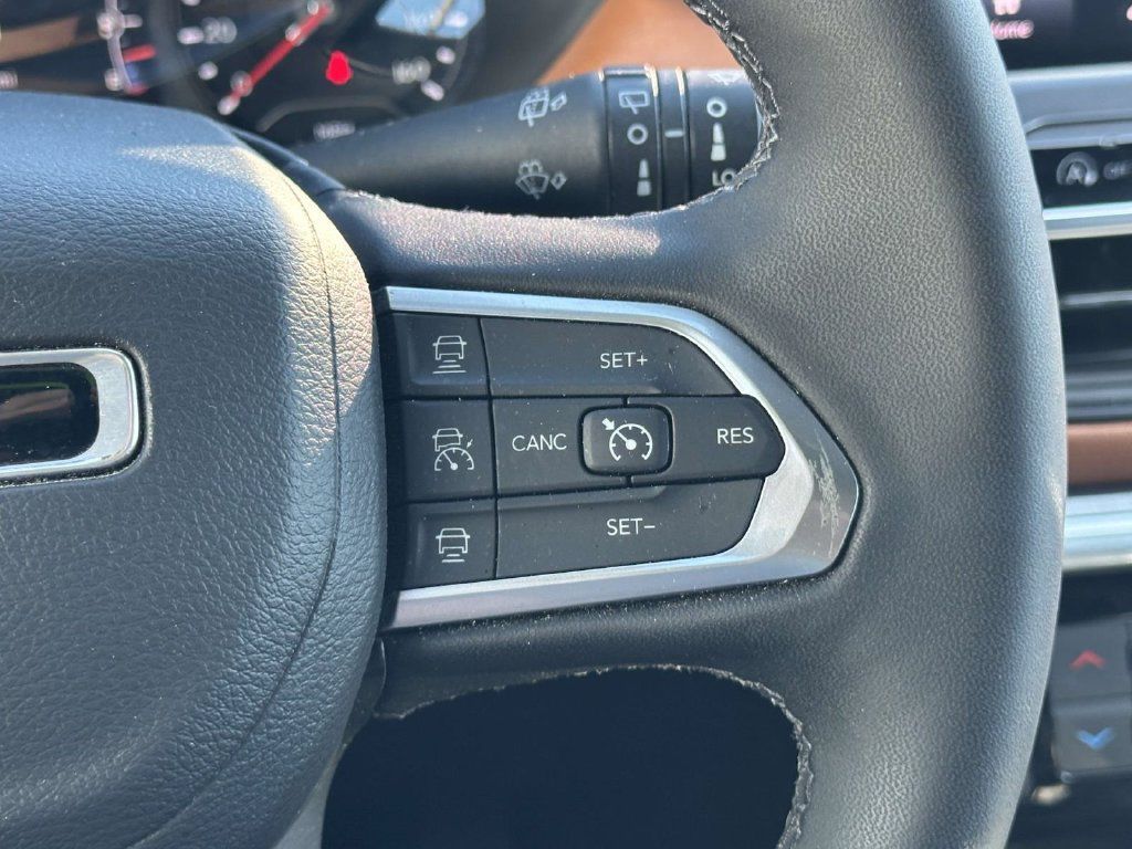 Used 2024 Jeep Compass Limited AWD/4WD image 23