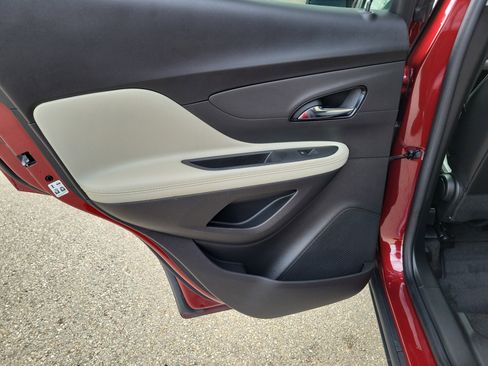 Used 2021 Buick Encore Preferred w/ Safety Package image 14