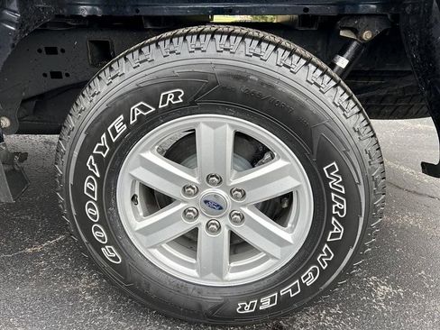 Used 2022 Ford F150 XLT w/ Bed Utility Package image 29