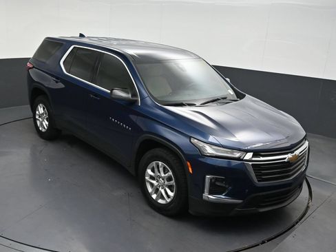Used 2023 Chevrolet Traverse LS FWD image 22