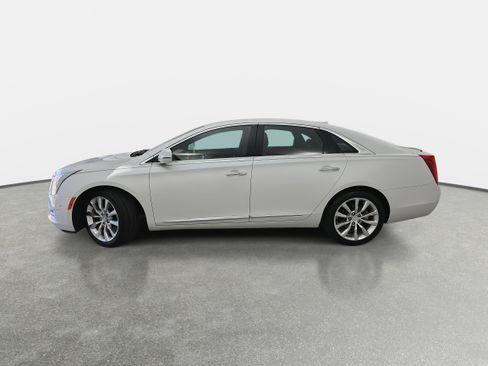 Used 2016 Cadillac XTS Luxury w/ Driver Awareness Package image 8