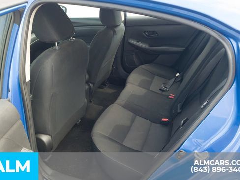 Used 2024 Nissan Sentra SV FWD image 17