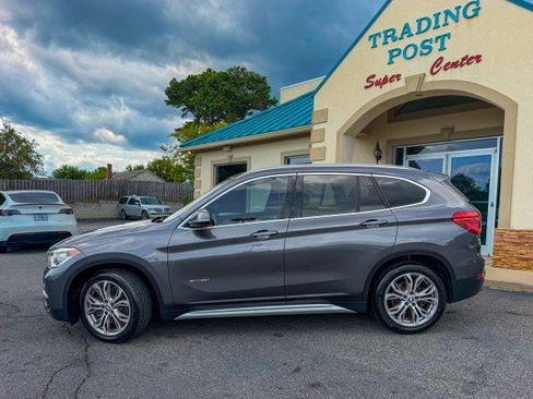 Used 2017 BMW X1 xDrive28i AWD/4WD image 24