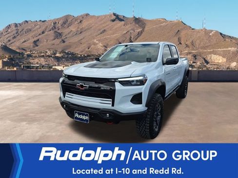 Used 2025 Chevrolet Colorado ZR2 w/ Off-Road Front Bumper Package AWD/4WD image 1