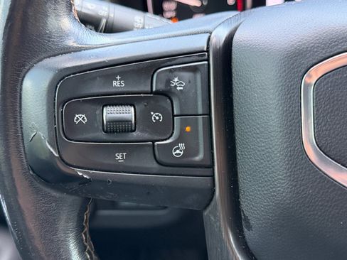 Used 2021 GMC Yukon AT4 w/ Rear Media and Nav Package AWD/4WD image 17