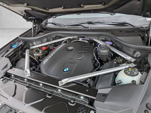 New 2026 BMW X5 xDrive40i w/ Off-Road Package AWD/4WD image 17