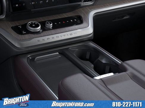 New 2026 Ford Expedition Max Platinum image 13