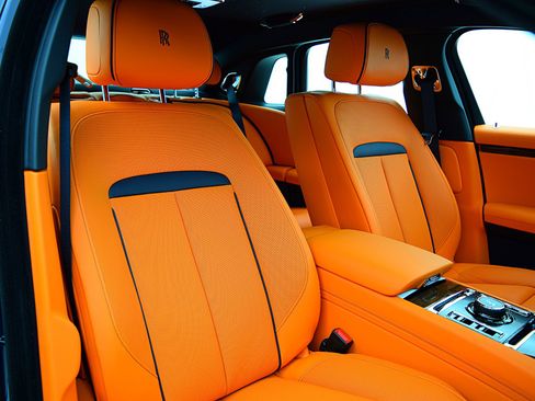 Used 2023 Rolls-Royce Ghost image 32