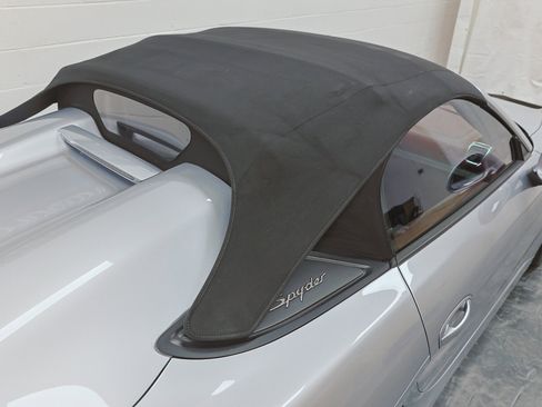 Used 2016 Porsche Boxster Spyder image 56