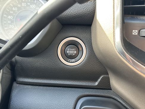 Used 2022 RAM 2500 Laramie AWD/4WD image 24