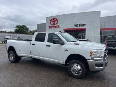 Used 2024 RAM 3500 Tradesman w/ Chrome Appearance Group
