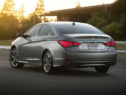 Used 2014 Hyundai Sonata Limited w/ Technology Package 05