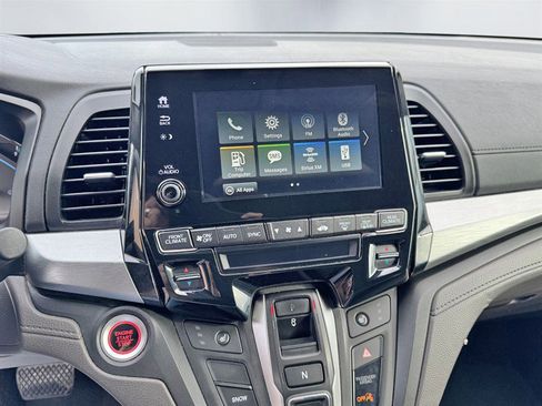 Used 2019 Honda Odyssey EX image 16