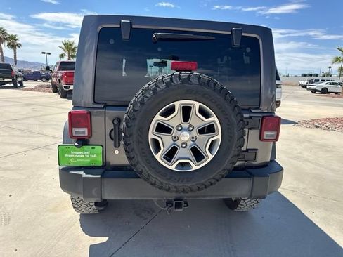Certified 2017 Jeep Wrangler Unlimited Rubicon w/ Connectivity Group AWD/4WD image 3