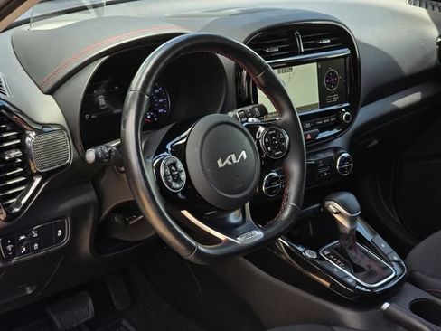 Used 2022 Kia Soul Turbo FWD image 37
