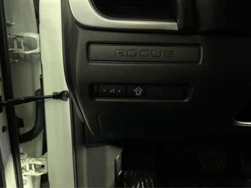Certified 2023 Nissan Rogue S AWD/4WD image 16