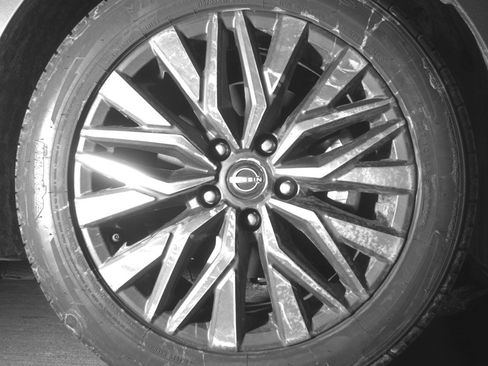 Used 2025 Nissan Altima 2.5 SV image 13