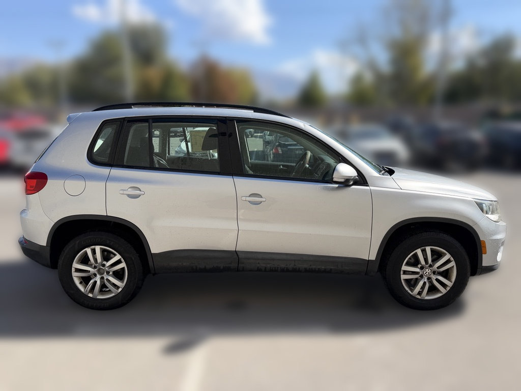 Used 2015 Volkswagen Tiguan S FWD image 6