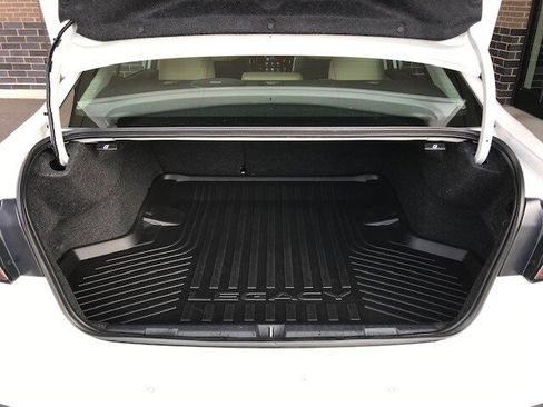 Certified 2023 Subaru Legacy Limited image 10