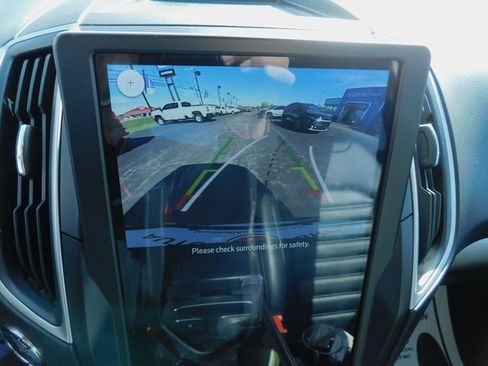 Used 2024 Ford Edge SEL image 29